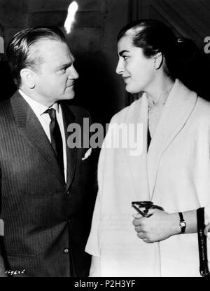 Pellicola originale titolo: rendere omaggio ad un uomo cattivo. Titolo inglese: rendere omaggio ad un uomo cattivo. Regista: ROBERT WISE. Anno: 1956. Stelle: JAMES CAGNEY; Irene Papas. Credito: M.G.M. / Album Foto Stock