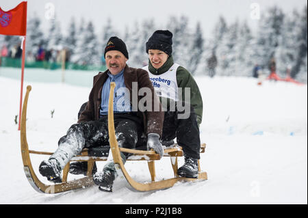 Tradizionale gara di sled, Waldau, Titisee-Neustadt, Foresta Nera, Baden-Wuerttemberg, Germania Foto Stock