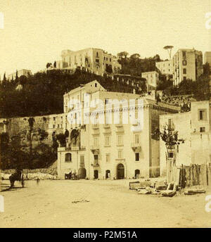. Italiano: Napoli, Mergellina. Veduta dell'area oggi occupata da Piazza Sannazzaro (prima della colmata), con rampe e chiesa di Sant'Antonio a Posillipo. Stereofotografia (dettaglio). Autore sconosciuto. 1858. 55 sconosciuto a Mergellina, odierna piazza Sannazzaro (stereocard 2, dettaglio) Foto Stock