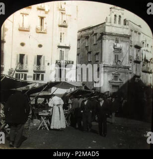 . Italiano: Napoli - Strada di Porto con la chiesa di Santa Maria di Monserrato. Autore sconosciuto. Xix secolo. Unknown 63 Napoli, Strada di Porto 3 Foto Stock