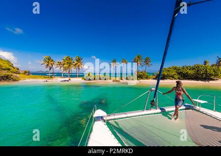 Caraibi, Piccole Antille, Saint Vincent e Grenadine, Mayreau Isola, Salt Whistle Bay Beach e Coconut Grove Foto Stock