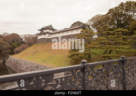 Fushimi-Yagura del Palazzo Imperiale, Chiyoda-ku, Tokyo, Giappone Foto Stock