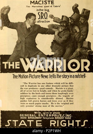 . Inglese: Pubblicità in Moving Picture World per il film italiano Maciste alpino (1917) sotto il titolo americano del Guerriero con Bartolomeo Pagano. Ottobre 1917. Itala Film / Generale Imprese (U.S. Distributore) 51 Maciste "guerriero" Foto Stock