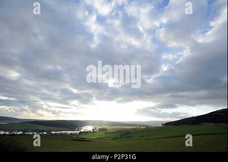 Francia, Ardenne, vista sulla valle di Cheveuge inondata dal diluvio della barra Foto Stock