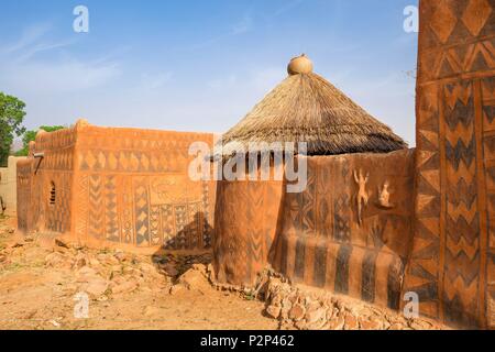 Il Burkina Faso, Regione Center-Sud, Nahouri provincia, Tiebele, il Royal Court è una straordinaria testimonianza delle tradizioni Kassena e architettura Foto Stock