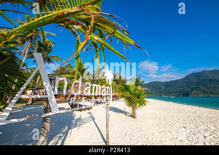 Thailandia, provincia di Satun, Ko Lipe island, Sunrise Beach, Andaman Resort hotel Foto Stock
