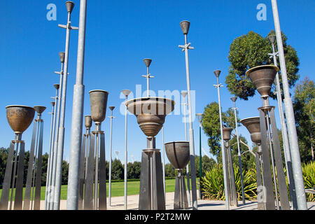 Melbourne, Australia: 09 Aprile 2018: Federazione campane è un impianto comprendente 39 campane capovolta. Situato in Birrarung Marr Park, Melbourne. Foto Stock