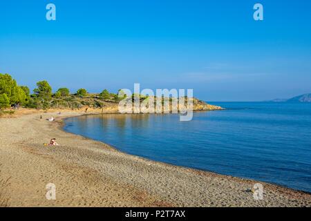 In Spagna, in Catalogna, escursionismo da Cerbere in Francia di Llança in Spagna sulla GR 92 e percorso europeo E 12, Llança, Canyelles beach Foto Stock