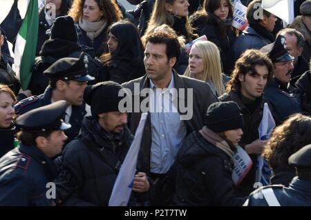 Pellicola originale titolo: INTERNATIONAL. Titolo inglese: INTERNATIONAL. Regista: Tom Tykwer. Anno: 2009. Stelle: Naomi Watts e Clive Owen. Credito: RELATIVITY MEDIA/ATLAS ENTERTAINMENT/MOSAIC MEDIA GROUP/ / Album Foto Stock