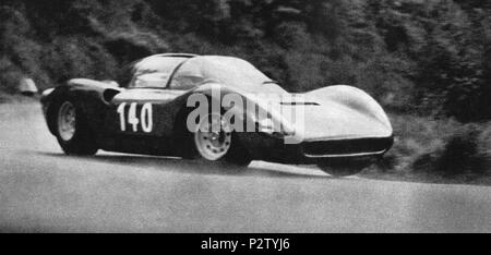 28 Dino Ferrari 206 SP (Edoardo Lualdi Gabardi, Trofeo Città di Orvieto 1966) Foto Stock