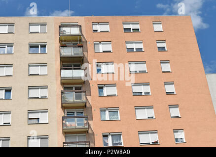 Parte di un edificio di appartamenti Foto Stock