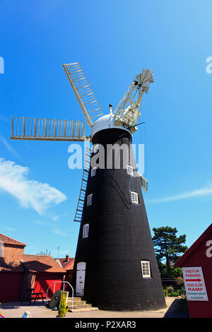 Burgh-le-Marsh cinque navigato Windmill, Lincolnshire, Regno Unito Foto Stock