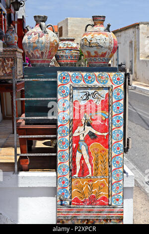 "Castel Mirabel' laboratorio artistico in Pacheia Ammos village, Comune di Ierapetra, Lassithi, Creta, Grecia. Foto Stock