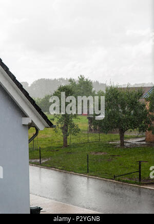 Heavy Rain scena dall'interno di una stanza, Lussemburgo Foto Stock