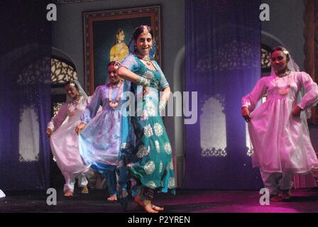 Pellicola originale titolo: GULAAL. Titolo inglese: GULAAL. Regista: ANURAG KASHYAP. Anno: 2009. Foto Stock