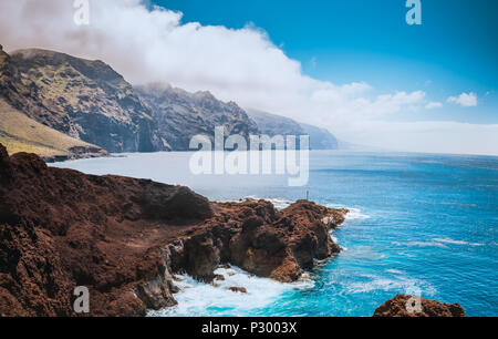 Splendida piscina naturale presso l'isola di Tenerife Foto Stock