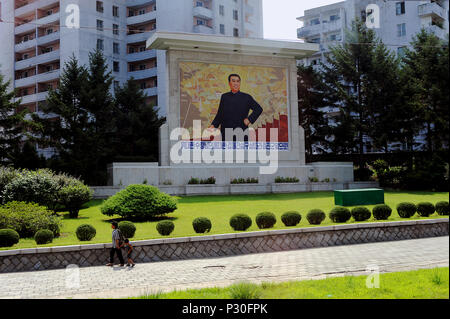 Pyongyang, Corea del Nord, Propagandatafel con Kim Il-Sung Foto Stock