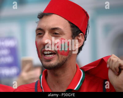 San Pietroburgo, Russia - 15 Giugno 2018: marocchina appassionato di calcio a San Pietroburgo il giorno della prima partita della Coppa del Mondo FIFA 2018 in città. Questo m Foto Stock