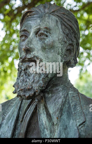 Statua del dottor John Stith Pemberton, inventore della Coca Cola originale formula, presso Heritage Park a Columbus, Georgia. (USA) Foto Stock