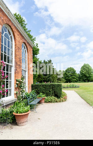 Viste di Dunham Massey proprietà del National Trust e giardini vicino Altrincham, Cheshire Foto Stock