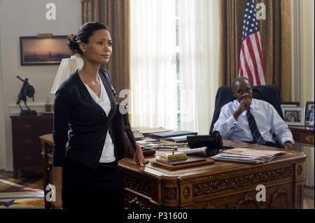 Pellicola originale titolo: ANN. Titolo inglese: ANN. Regista: roland emmerich. Anno: 2009. Stelle: Danny Glover; Thandie Newton. Credito: Columbia Pictures / Album Foto Stock