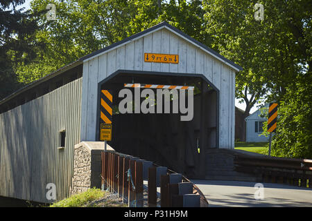 Keller mulino del ponte di coperta, Amish country, Lancaster County, Pennsylvania, STATI UNITI D'AMERICA Foto Stock