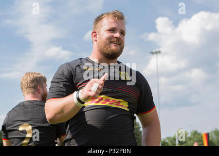 16 giugno 2018, Germania Heidelberg: match di qualificazione per il 2019 Coppa del Mondo di Rugby in Giappone, Germania vs Portogallo: giocatore tedesco Joern Schroeder. · Nessun filo servizio · Foto: Jürgen Keßler/dpa Foto Stock