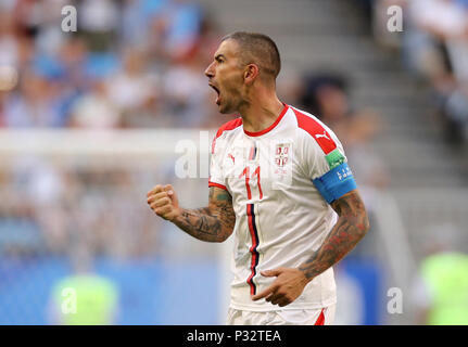 Samara, Russia. 17 Giugno, 2018. Aleksandar Kolarov di Serbia celebra il punteggio durante un gruppo e corrispondenza tra Costa Rica e della Serbia al 2018 FIFA World Cup di Samara, Russia, 17 giugno 2018. Credito: Maohua Fei/Xinhua/Alamy Live News Foto Stock