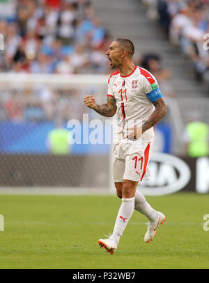 Samara, Russia. 17 Giugno, 2018. Aleksandar Kolarov di Serbia celebra il punteggio durante un gruppo e corrispondenza tra Costa Rica e della Serbia al 2018 FIFA World Cup di Samara, Russia, 17 giugno 2018. Credito: Maohua Fei/Xinhua/Alamy Live News Foto Stock