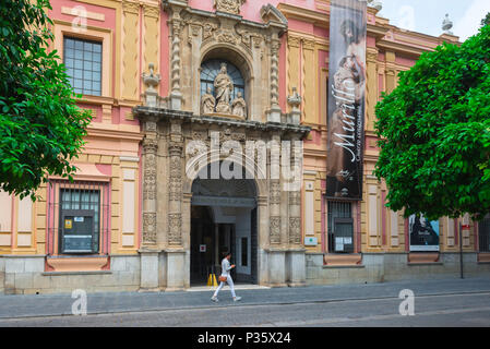 Siviglia galleria d'arte, la vista del Barocco ingresso al Museo de Bellas Artes (Museo di Arte) nel quartiere della città vecchia di Siviglia - Siviglia - Spagna. Foto Stock