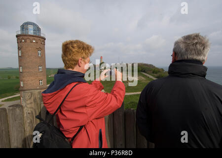 Putgarten, Germania, i visitatori della parete slavo di Cape Arkona Foto Stock