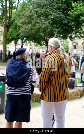 Refarees a Bath Boules Festival, Queen Square,bagno,somerset England Regno Unito Giugno 2018 Foto Stock