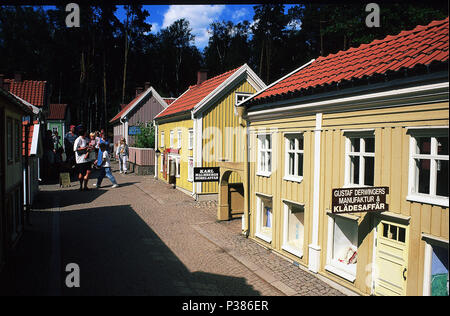 Vimmerby, Svezia, i visitatori del parco a tema di Astrid Lindgren del mondo Foto Stock