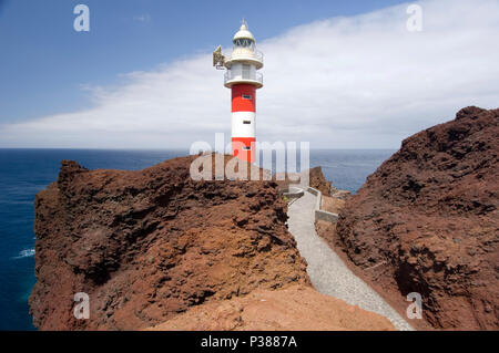 A Buenavista del Norte, Spagna, il faro di Faro de Punta de Teno Foto Stock