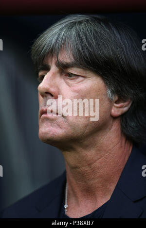 Mosca, Russia. 17 Giugno, 2018. 17.06.2018. Mosca, Russo: Joachim Loew durante la Coppa del Mondo FIFA Russia 2018, Gruppo F, la partita di calcio tra la Germania v Messico in Luzhniki Stadium di Mosca. Credit: Indipendente Agenzia fotografica/Alamy Live News Foto Stock