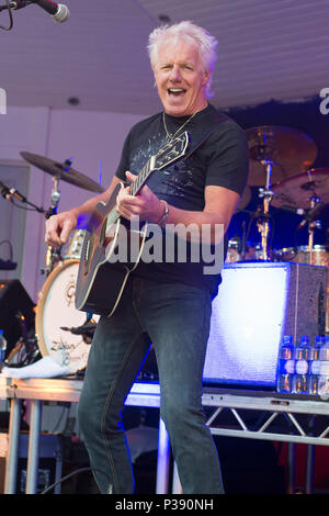 Glasgow, Regno Unito. Xvii Jun, 2018. Grande Paese in concerto al Kelvingrove Bandstand di Glasgow, Gran Bretagna 17 giugno 2018 Credit: Musica Westy Tog/Alamy Live News Foto Stock