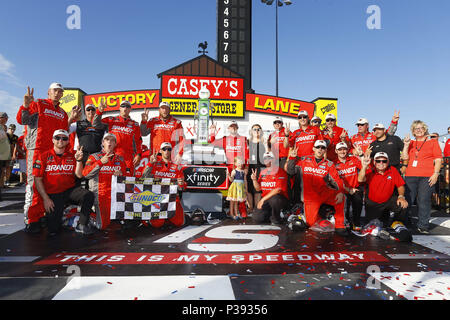 Newton, Iowa, USA. 17 Giugno, 2018. Justin Allgaier (7) vince l'Iowa 250 ad Iowa Speedway in Newton, Iowa. Credito: Chris Owens Asp Inc/ASP/ZUMA filo/Alamy Live News Foto Stock