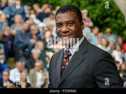 Malmö, Svezia, 17 Giugno, 2018. Juan de Marcos, famosa da Buena Vista Social Club, eseguire a Malmö come parte del libero estate lunga Sommarscen festival di Malmö. Tommy Lindholm/Alamy Live News Foto Stock