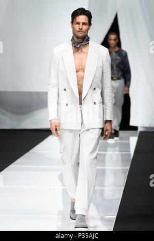 Milano, Italia. Xviii Jun, 2018. Moda Uomo Primavera Estate Milano, Italia. Xviii Jun, 2018. Moda Uomo Primavera Estate