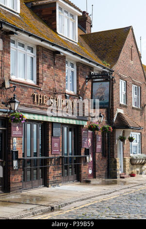 La nave Inn Folkestone Harbour, Kent, England, Regno Unito Foto Stock