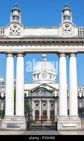 Dipartimento del Taoiseach (Roinn un Taoisigh) edifici governativi, Merrion Street Upper, Dublino, Provincia di Leinster, Repubblica di Irlanda Foto Stock