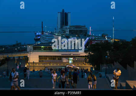 Odessa, Ucraina, vista sull'Potemkin Scale al porto Foto Stock