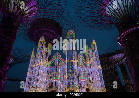 Singapore Repubblica di Singapore, il paese delle meraviglie di Natale nei giardini della baia Foto Stock