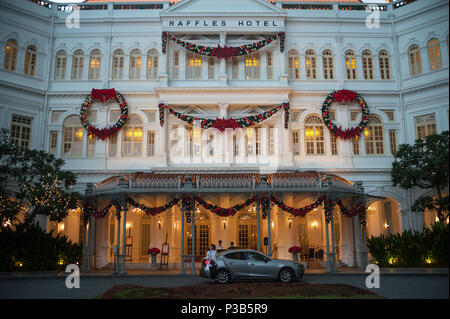 Singapore Repubblica di Singapore, in vista dell'ingresso principale del Raffles Hotel Foto Stock