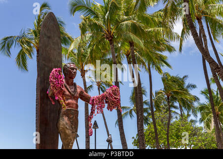 Duke Paoa Kahinu Mokoe Hulikohola Kahanamoku, Waikiki, Honolulu Oahu, Hawaii, USA, Foto Stock