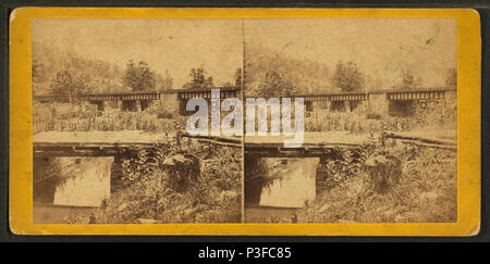 311 ponte di ferro e le rovine del vecchio mulino, vicino Spruce Creek, Huntingdon Co, da Robert N. Dennis raccolta di vista stereoscopica Foto Stock