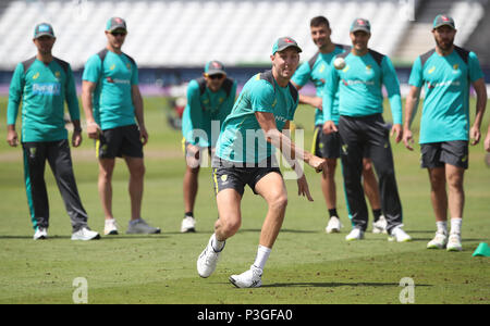 Australia's Billy Stanlake durante una sessione di reti a Trent Bridge, Nottingham. Foto Stock