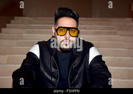 Mumbai, India. Il 18 giugno, 2018. Badshah rapper pongono al lancio di Star Plus il canto nuovo reality show ''Dil Hai stili Hindustani 2'' a hotel JW, Juhu di Mumbai. Credito: Azhar Khan SOPA/images/ZUMA filo/Alamy Live News Foto Stock