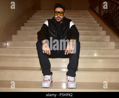 Mumbai, India. Il 18 giugno, 2018. Badshah rapper pongono al lancio di Star Plus il canto nuovo reality show ''Dil Hai stili Hindustani 2'' a hotel JW, Juhu di Mumbai. Credito: Azhar Khan SOPA/images/ZUMA filo/Alamy Live News Foto Stock