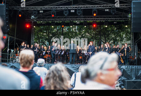 La musica classica orchestre in festival di musica tradizionale (Fete de la musique), Lussemburgo Foto Stock